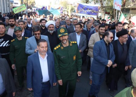 گزارش تصویری مراسم عزاداری فاطمیه اول در سوگ شهادت بانوی دوعالم حضرت فاطمه زهرا سلام الله علیها در مصلای اعظم بناب و  فریاد استکبارستیزی طلاب و روحانیون واساتید حوزه بناب به همراه مردم انقلابی و ولایی بناب در راهپیمایی ۱۳ آبان