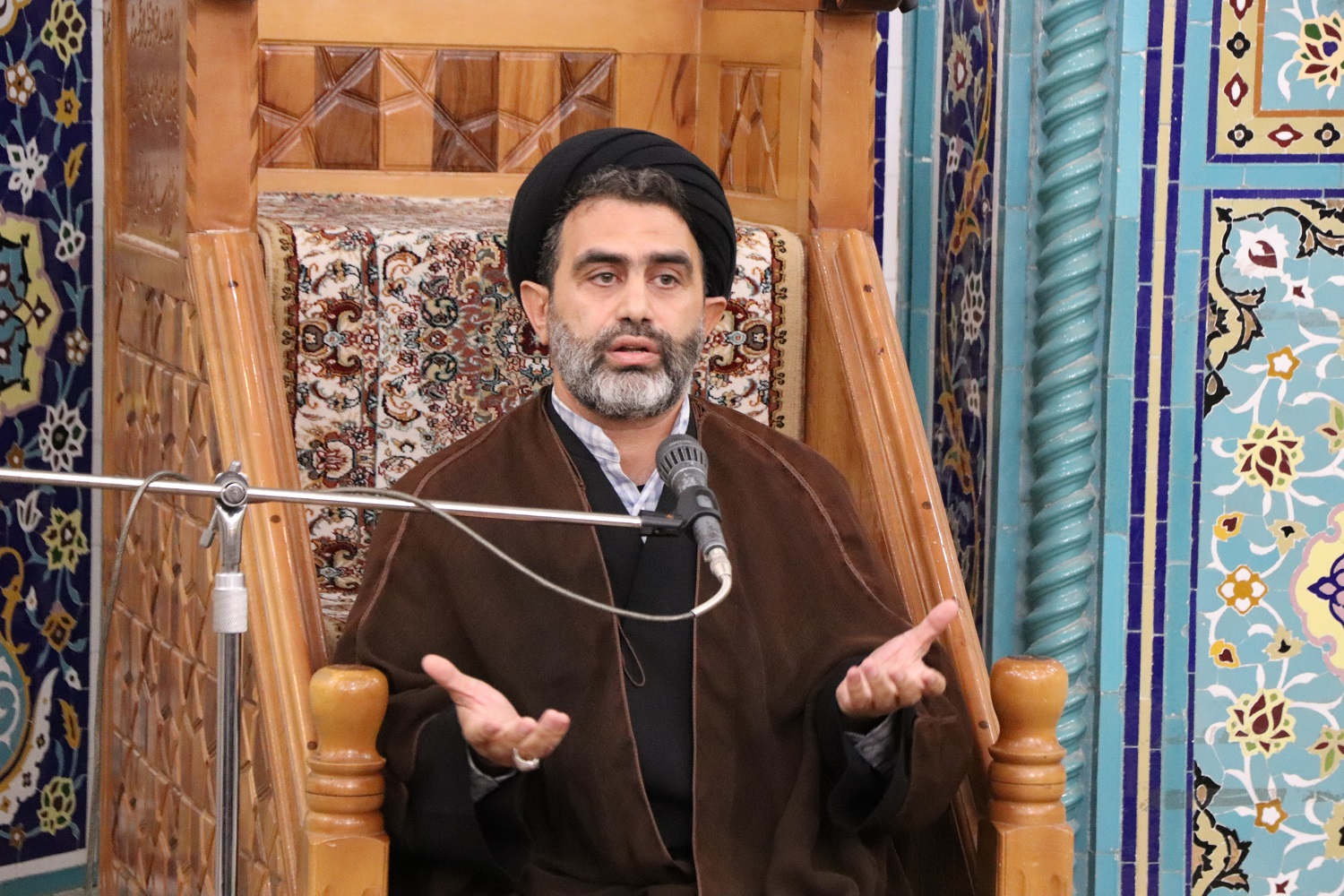 جلسه اخلاق مشترک مدارس امام باقر وامام صادق ع حوزه علمیه حضرت ولی عصر عج بناب با رهنمودهای استاد بنی فاطمه برگزار شد